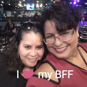 Meet your Posher, Nydia iris